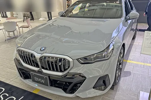 BMW i5