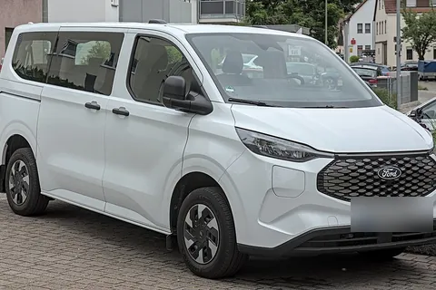 Ford E-Transit Custom