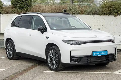 Leapmotor C10