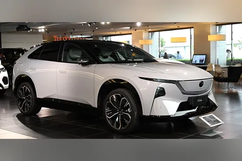 Mazda CX-6e