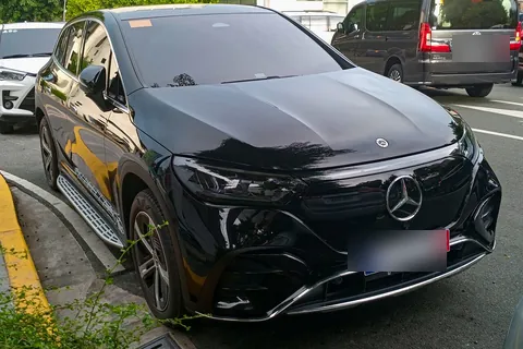 Mercedes-Benz EQE SUV
