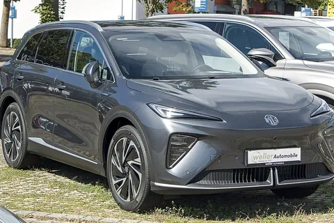 MG S6 EV
