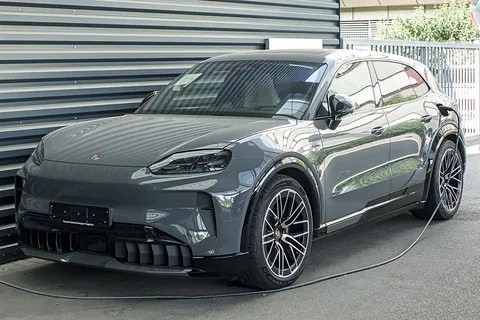 Porsche Cayenne Electric